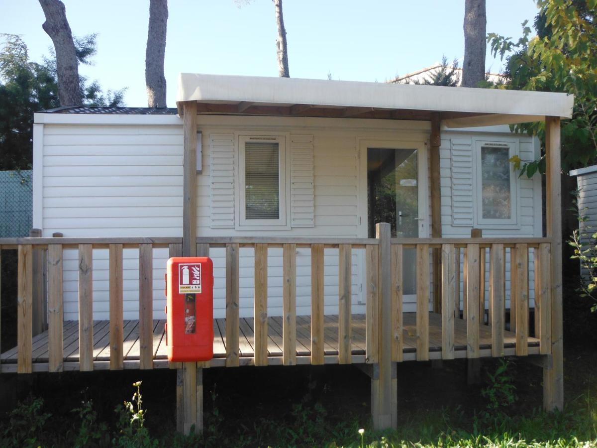 Camping l'Eléphant Saint-Raphaël Exterior foto