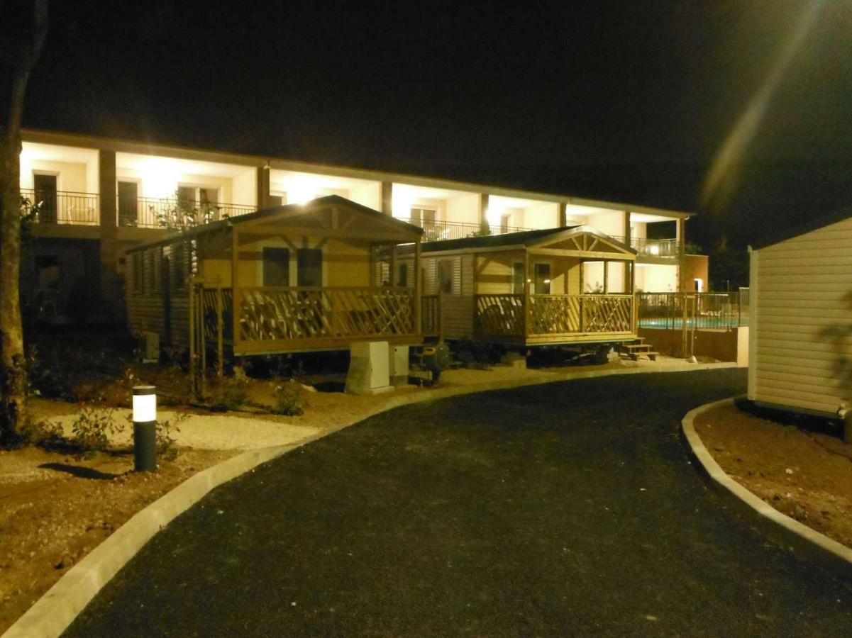 Camping l'Eléphant Saint-Raphaël Exterior foto